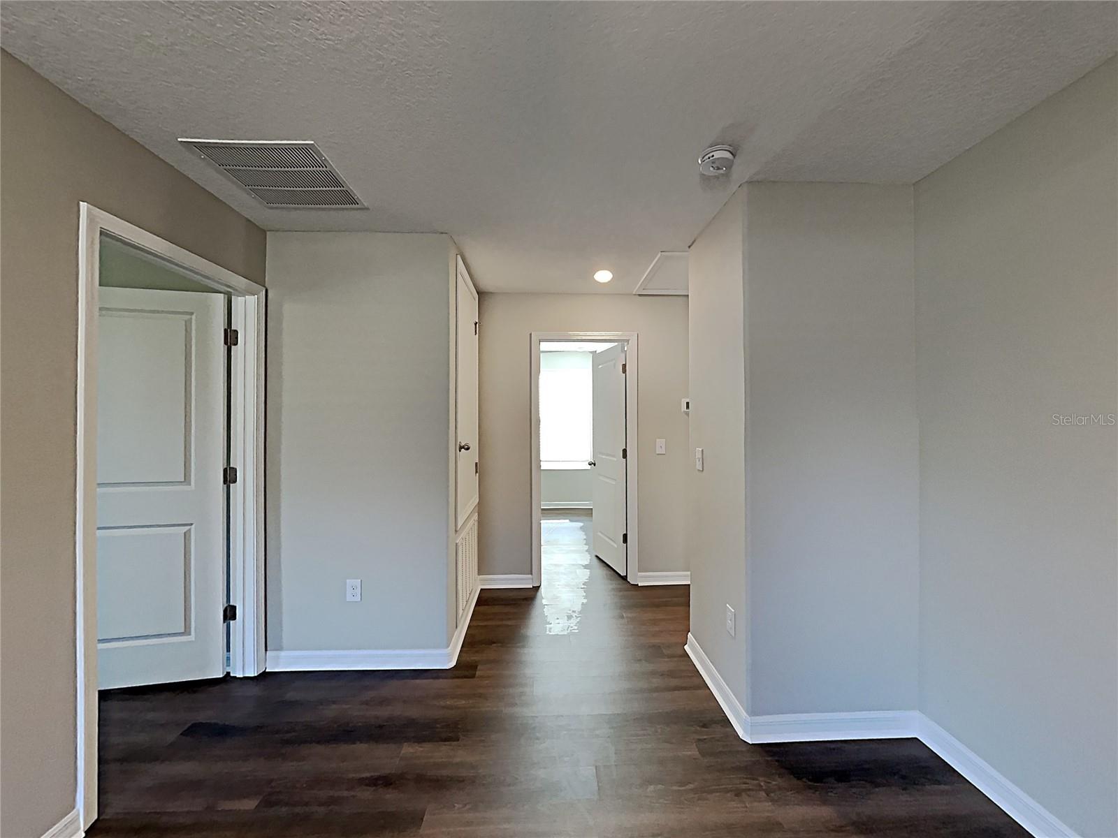 Image 14 of 41 For 5125 White Chicory Drive