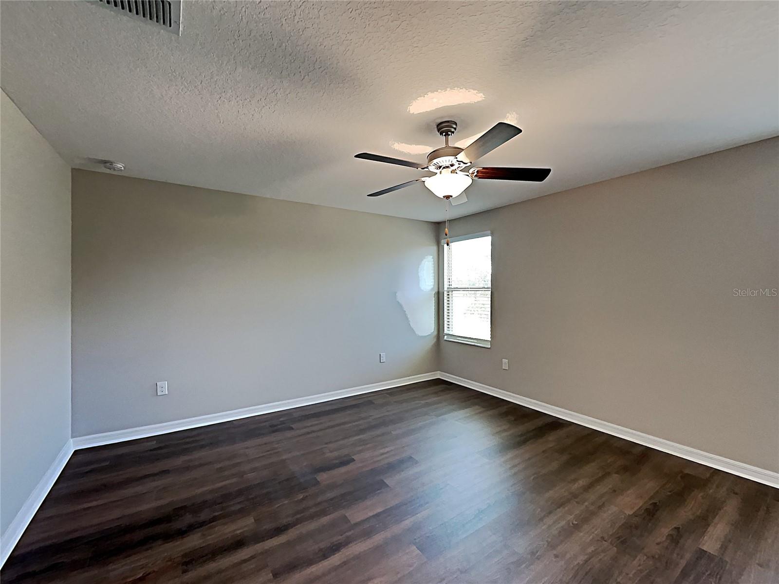 Image 16 of 41 For 5125 White Chicory Drive