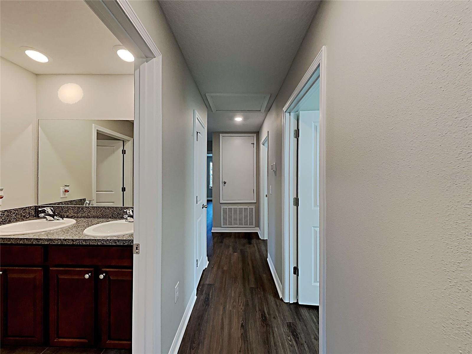 Image 23 of 41 For 5125 White Chicory Drive