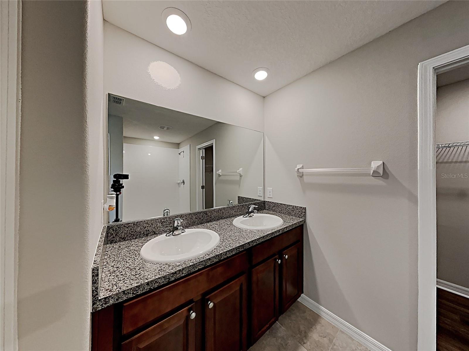 Image 9 of 41 For 5125 White Chicory Drive