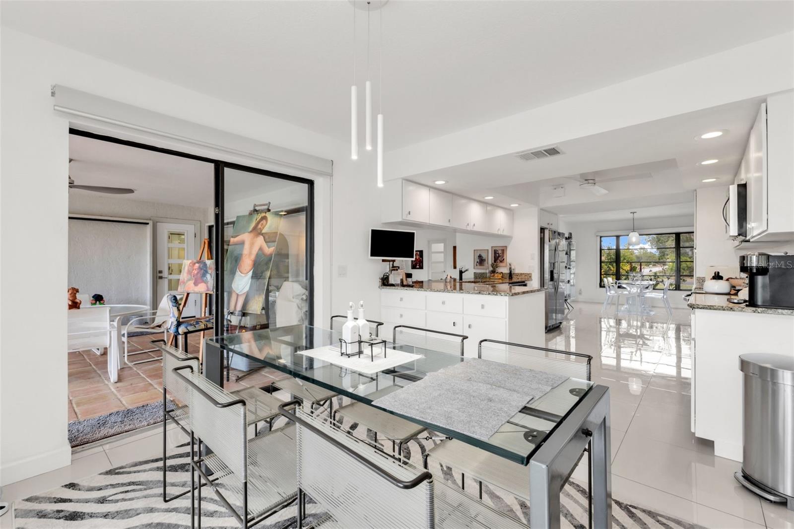 Image 13 of 73 For 11903 Kingsway Circle