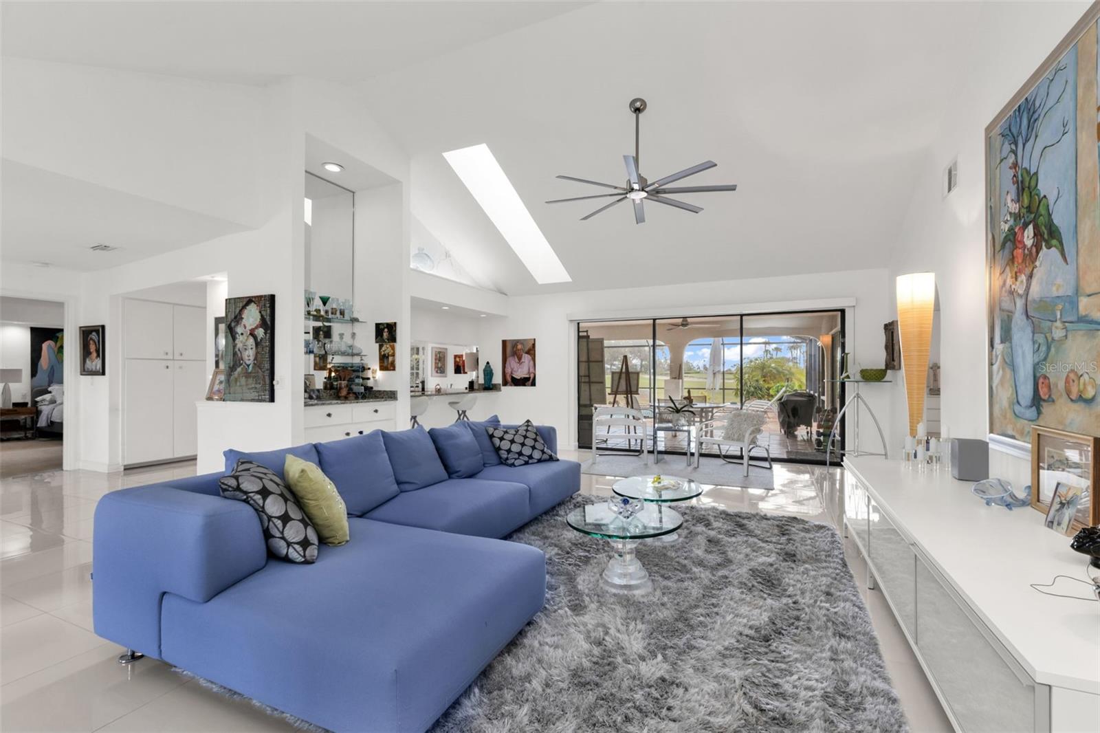 Image 17 of 73 For 11903 Kingsway Circle