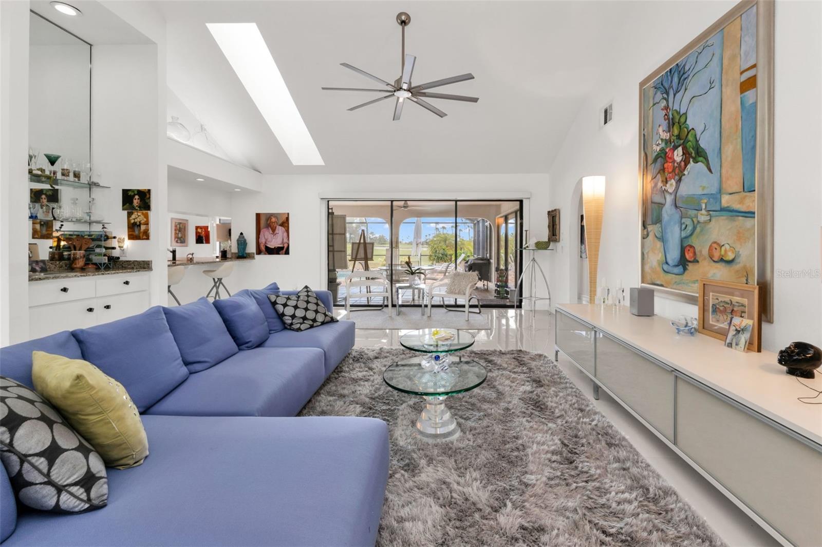 Image 18 of 73 For 11903 Kingsway Circle