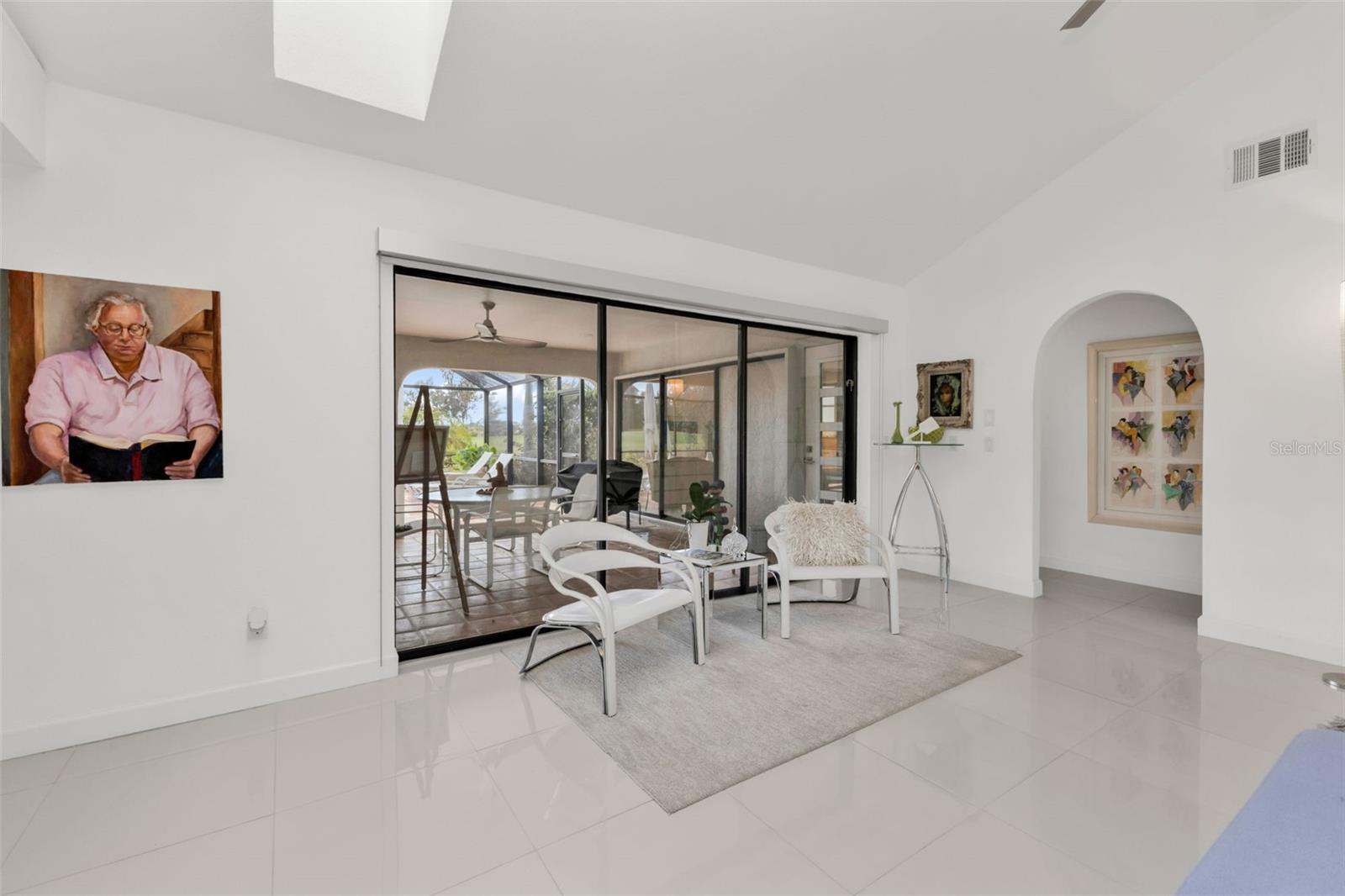 Image 20 of 73 For 11903 Kingsway Circle