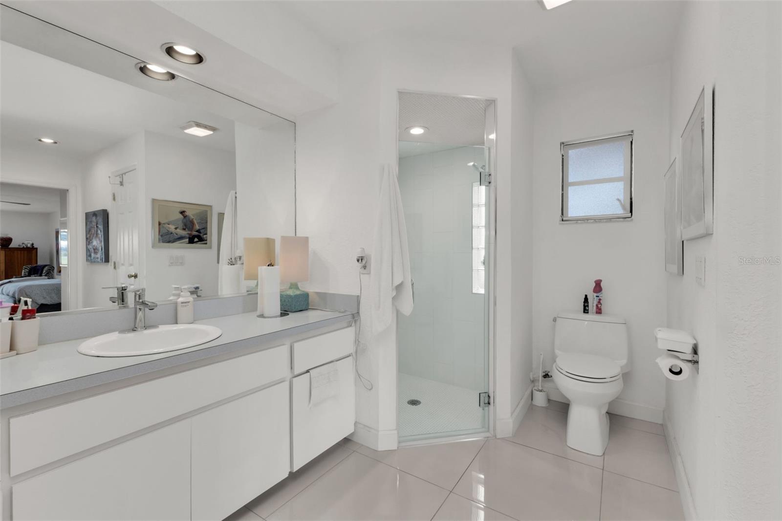 Image 34 of 73 For 11903 Kingsway Circle