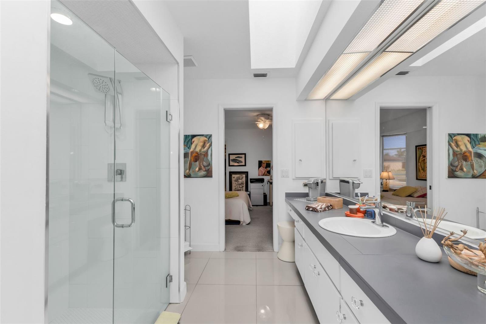 Image 39 of 73 For 11903 Kingsway Circle