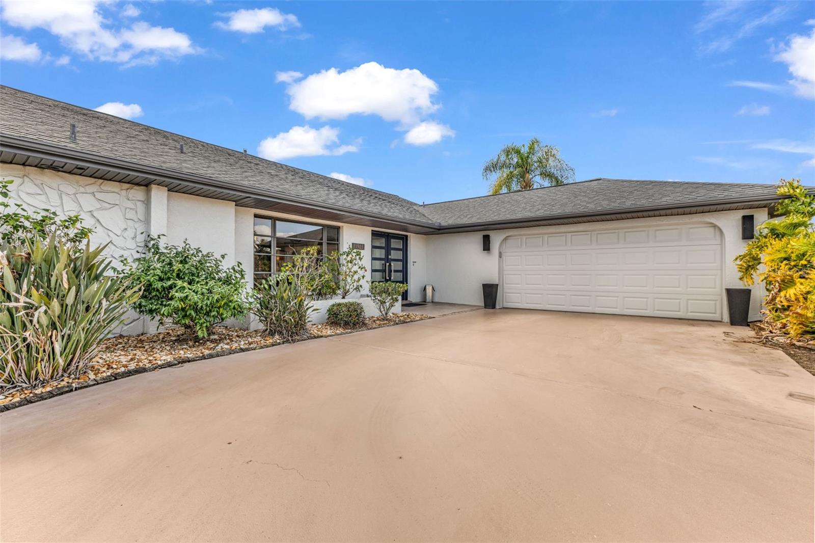 Image 60 of 73 For 11903 Kingsway Circle