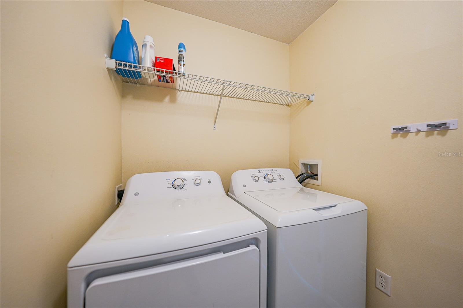 Image 30 of 47 For 2735 Suncoast Lakes Boulevard