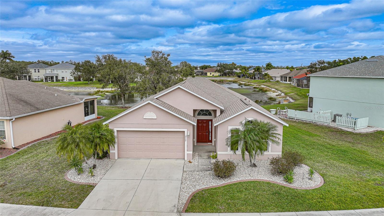 Image 40 of 47 For 2735 Suncoast Lakes Boulevard