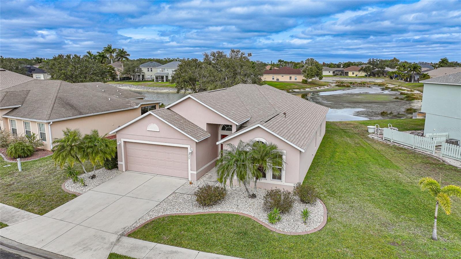 Image 41 of 47 For 2735 Suncoast Lakes Boulevard