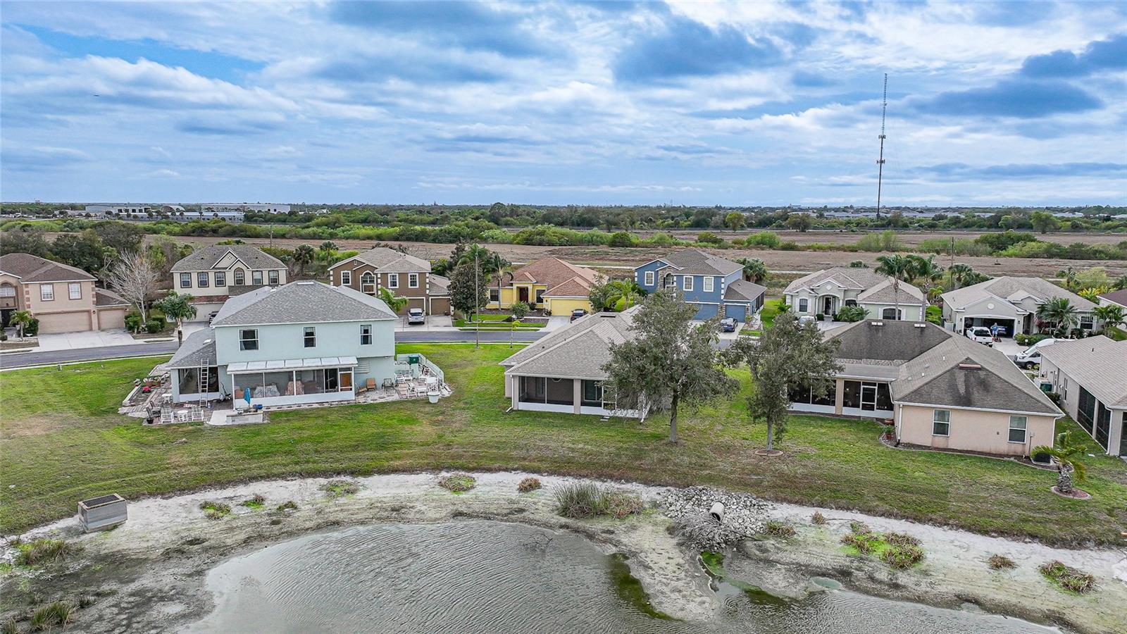 Image 43 of 47 For 2735 Suncoast Lakes Boulevard