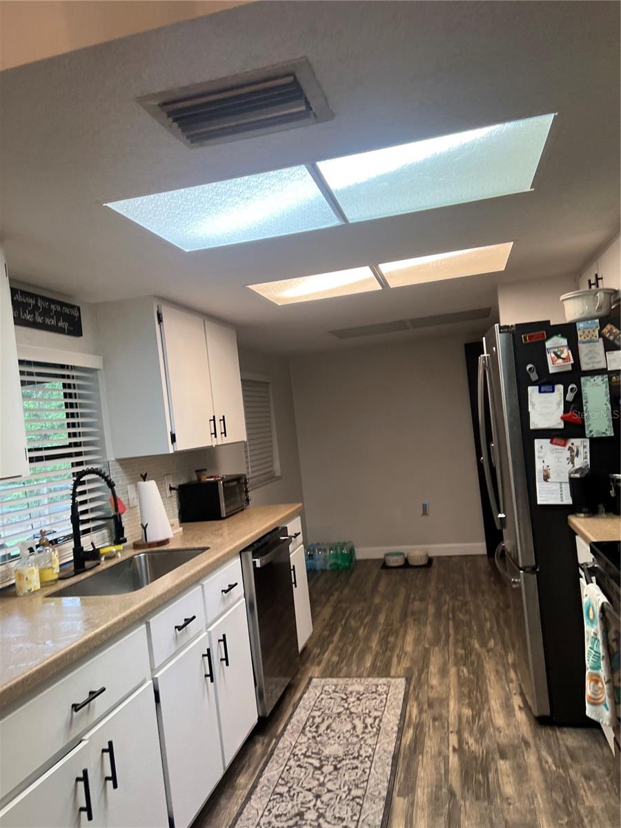 Image 10 of 41 For 2479 Wimpole Street