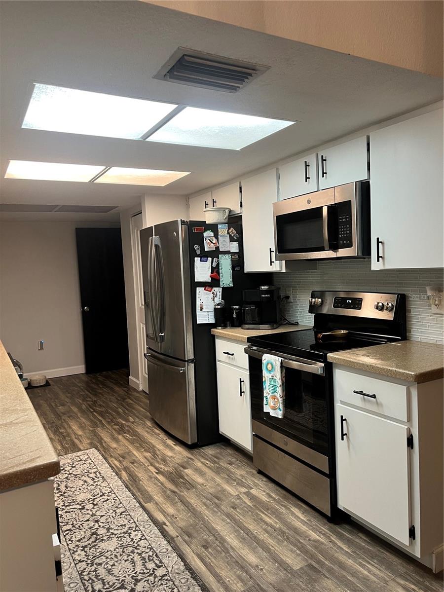 Image 11 of 41 For 2479 Wimpole Street