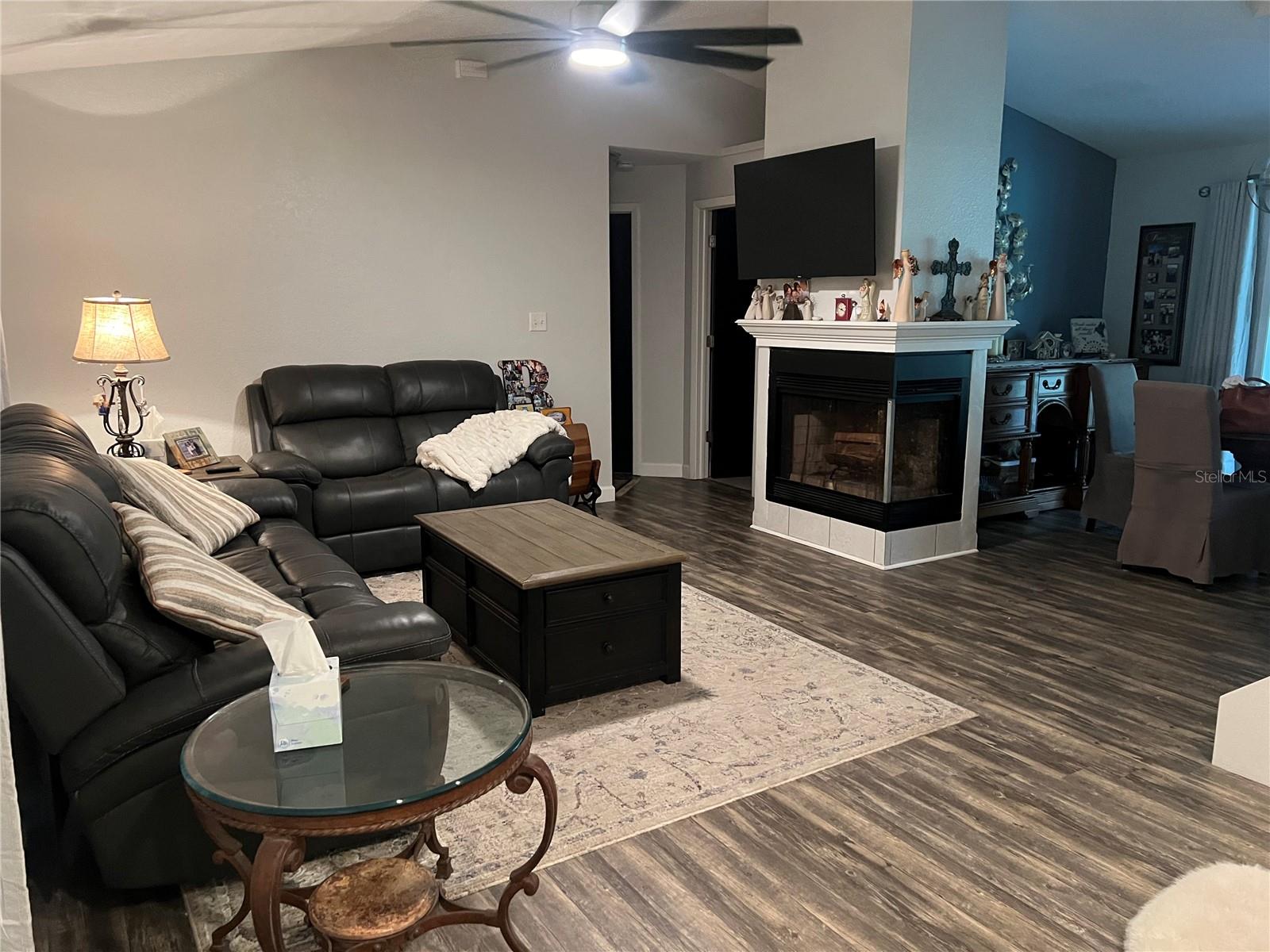 Image 3 of 41 For 2479 Wimpole Street