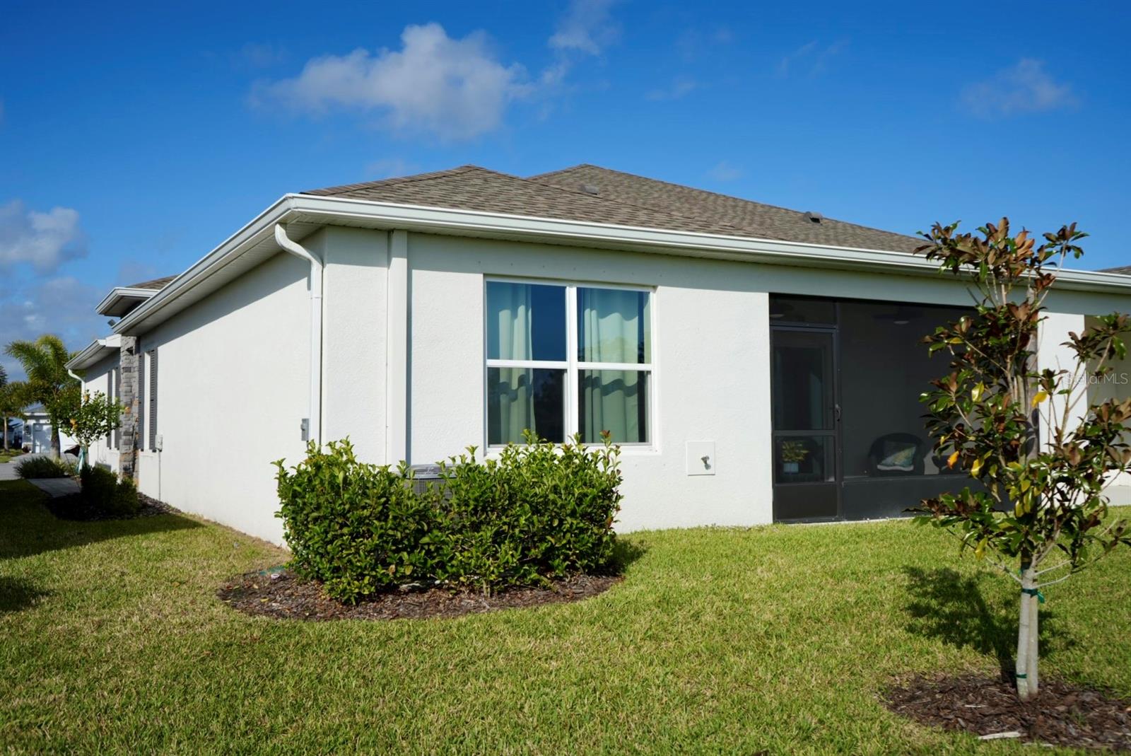 Listing photo id 11 for 16292 Lady Palm Drive