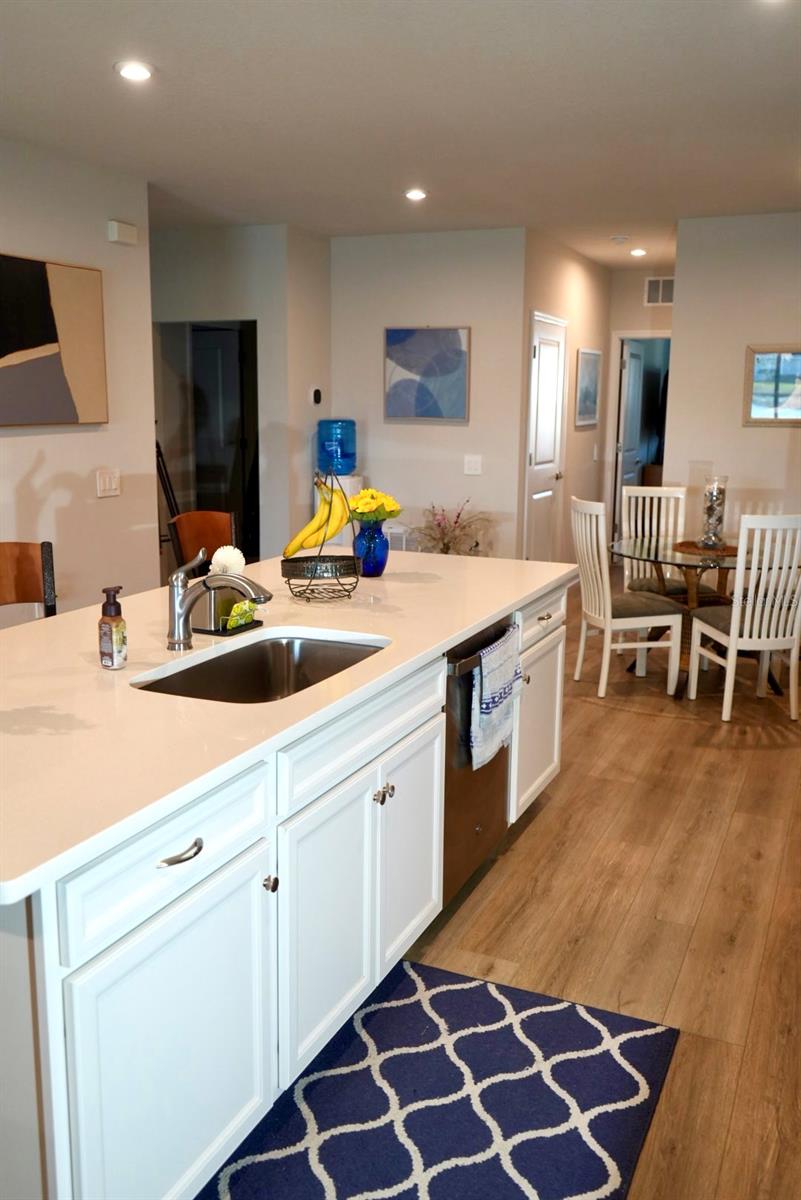 Listing photo id 17 for 16292 Lady Palm Drive