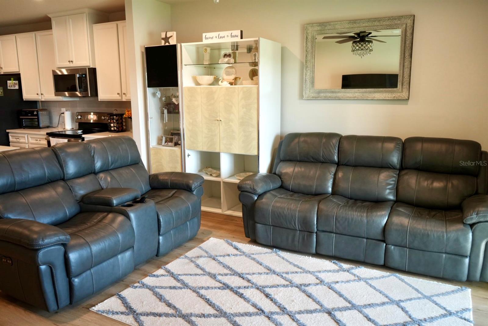 Listing photo id 21 for 16292 Lady Palm Drive