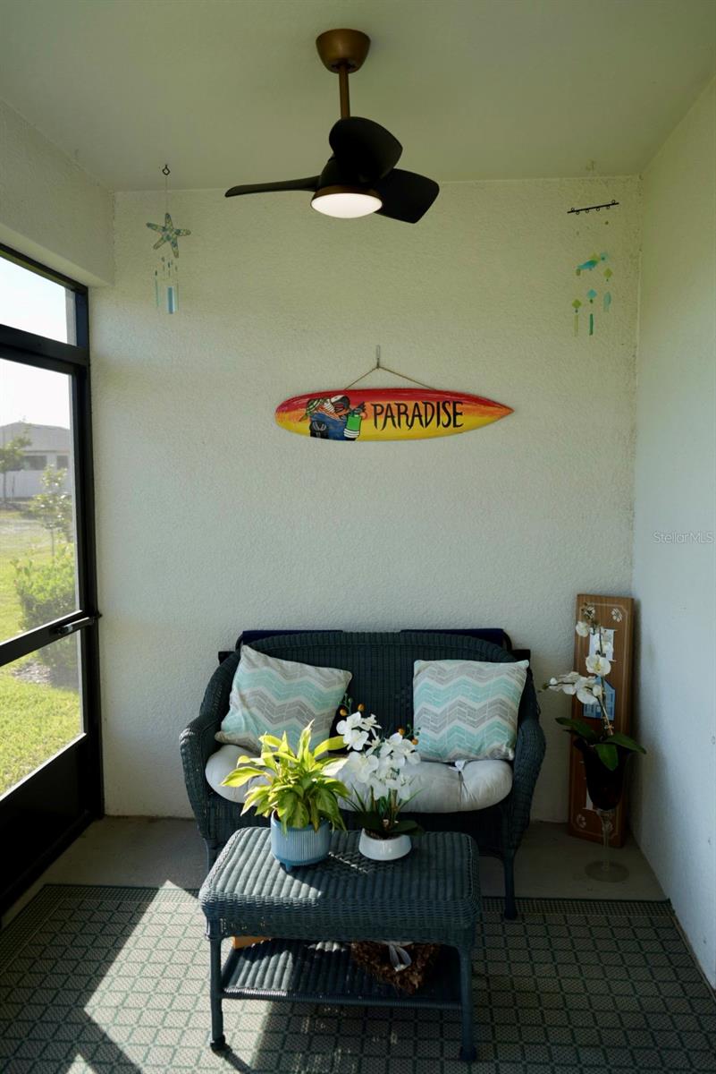 Listing photo id 24 for 16292 Lady Palm Drive