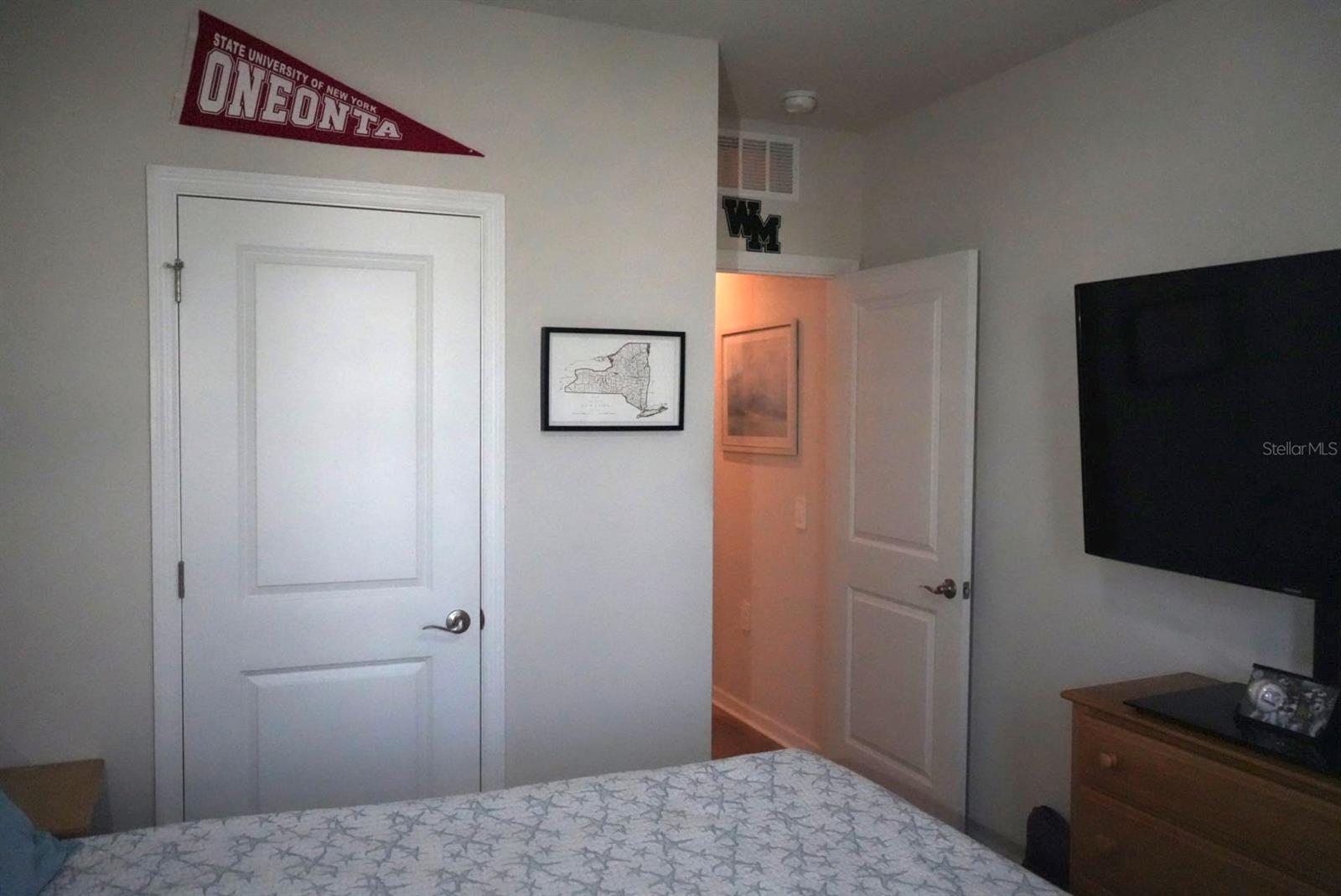 Listing photo id 43 for 16292 Lady Palm Drive