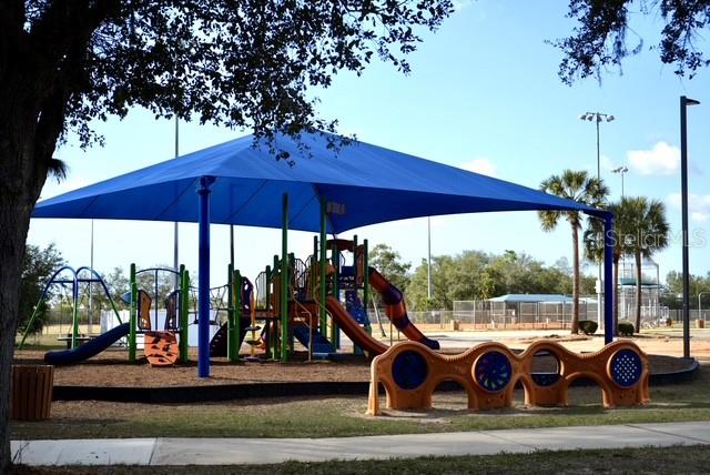 Listing photo id 71 for 16292 Lady Palm Drive