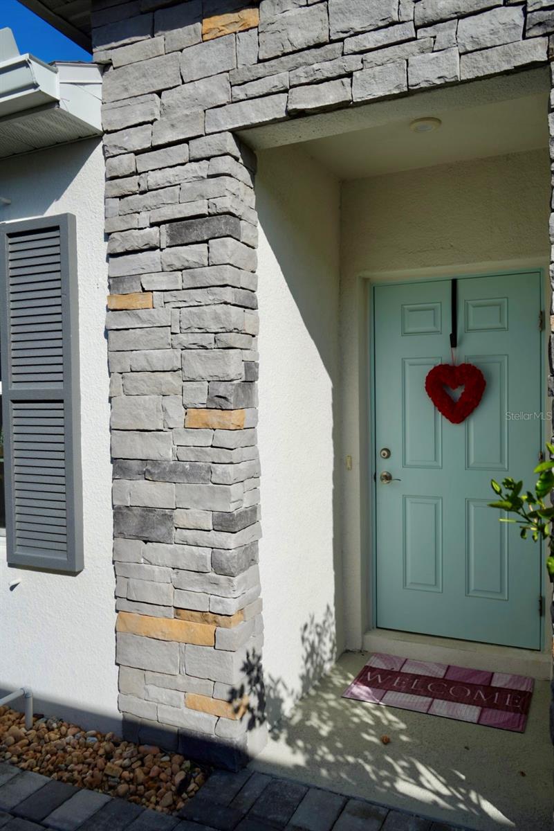 Listing photo id 75 for 16292 Lady Palm Drive