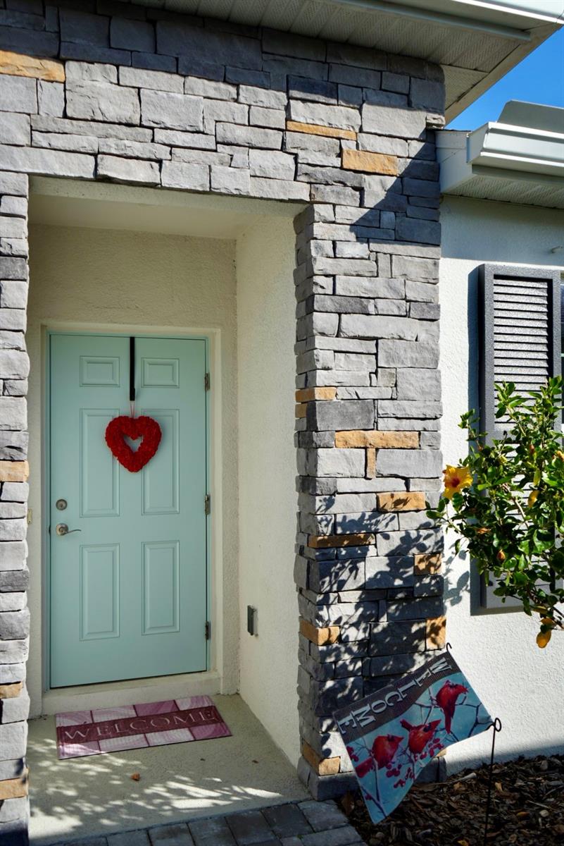 Listing photo id 6 for 16292 Lady Palm Drive