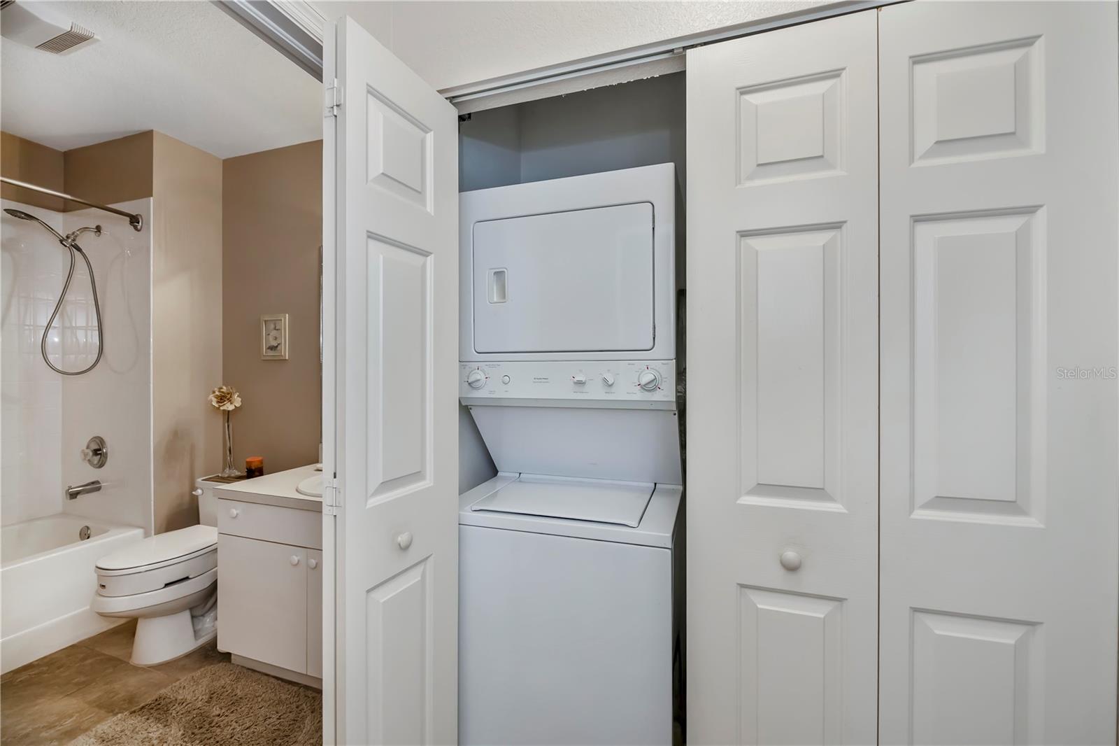 Image 33 of 71 For 19335 Water Oak Drive 202