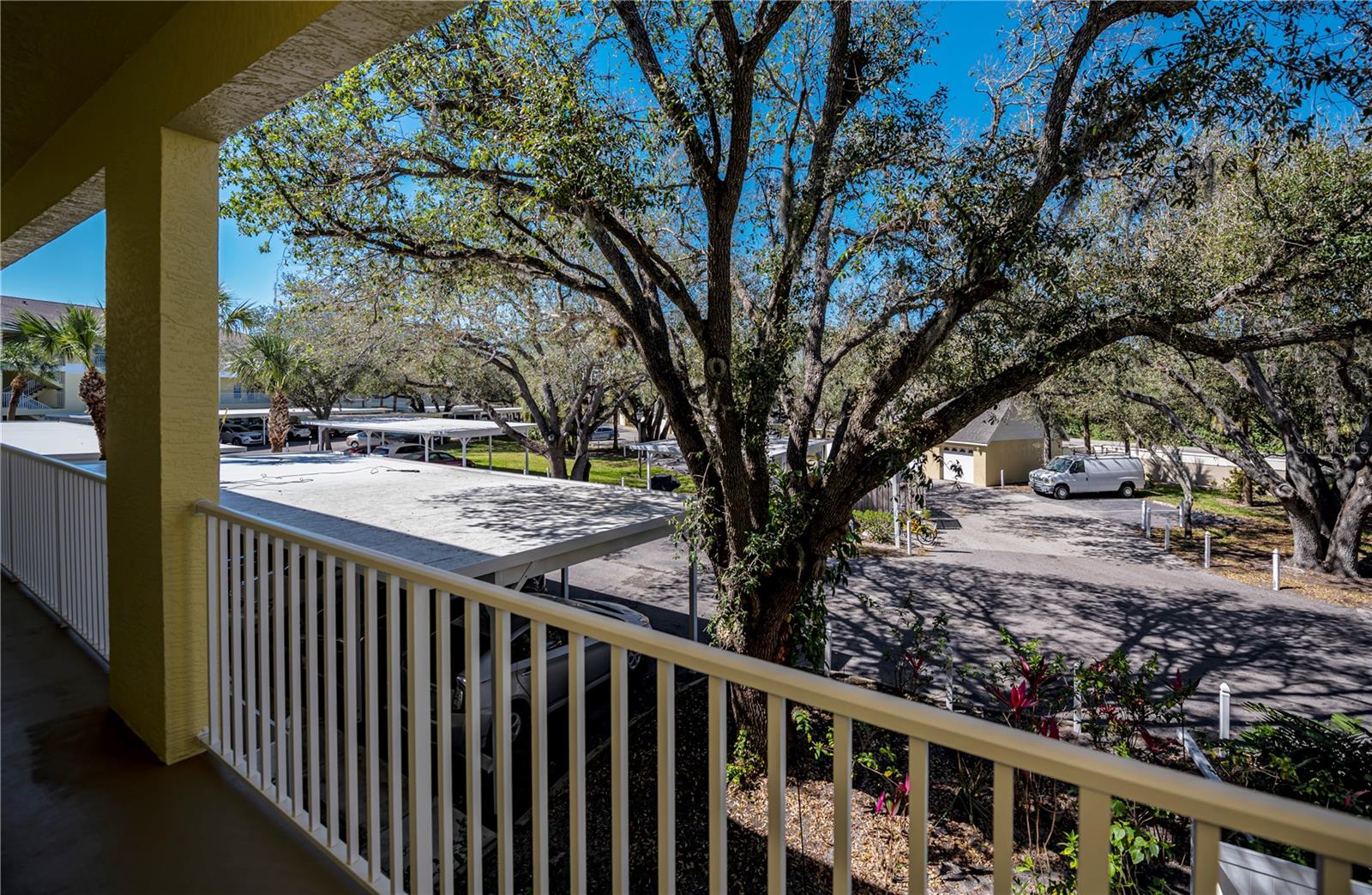 Image 42 of 71 For 19335 Water Oak Drive 202