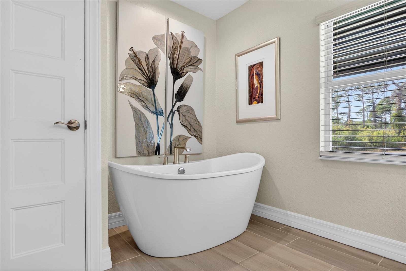 Image 19 of 40 For 1288 Wheatley Street