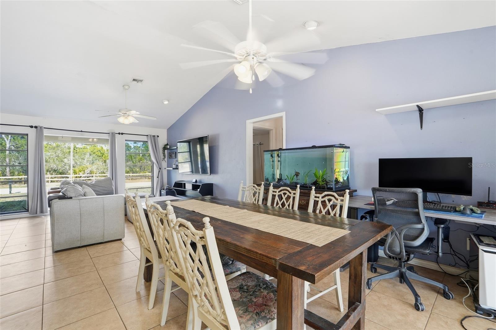 Image 11 of 39 For 1531 Keyway Road