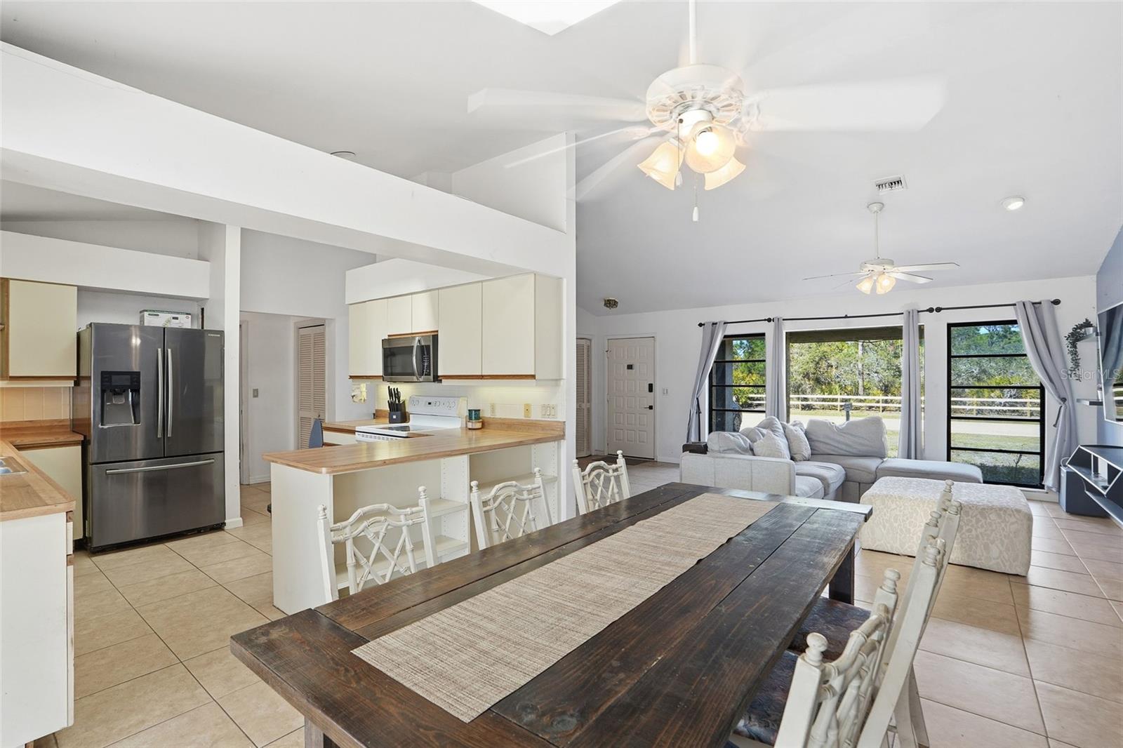 Image 13 of 39 For 1531 Keyway Road