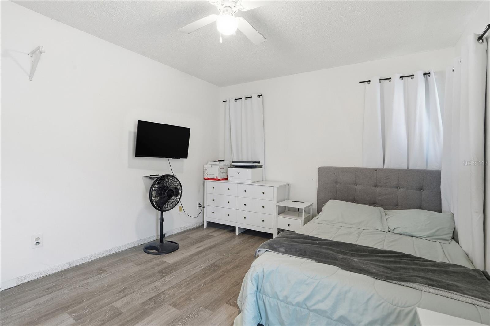 Image 21 of 39 For 1531 Keyway Road