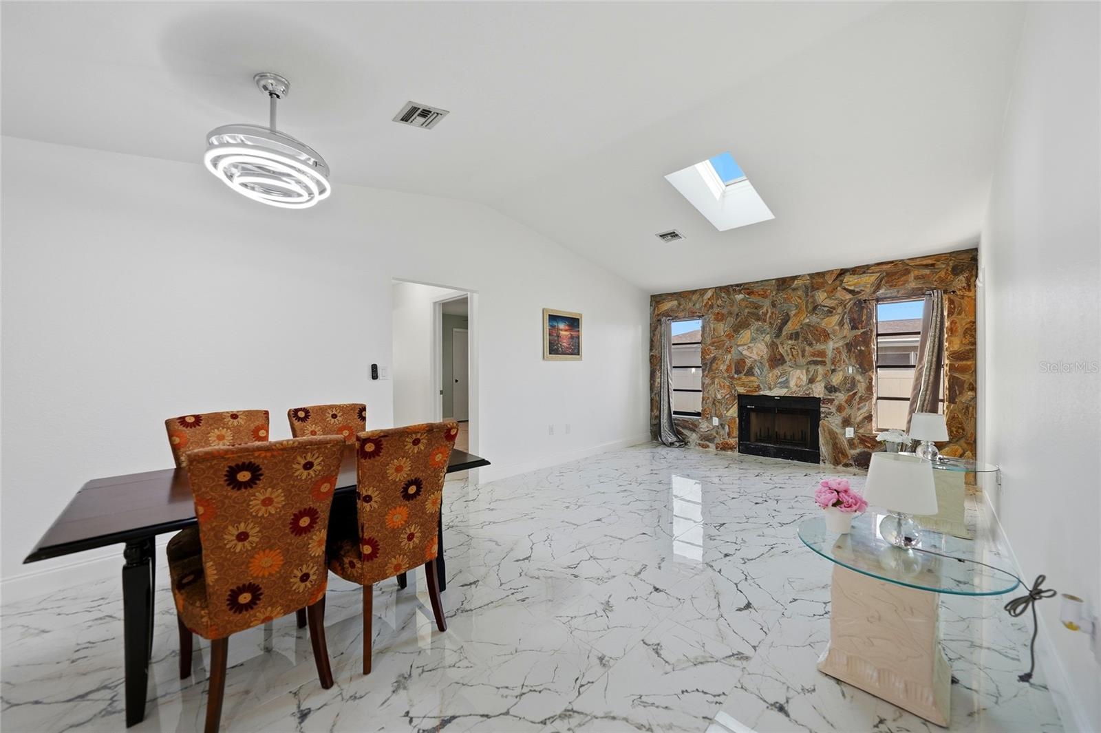 Image 13 of 36 For 19990 Midway Boulevard