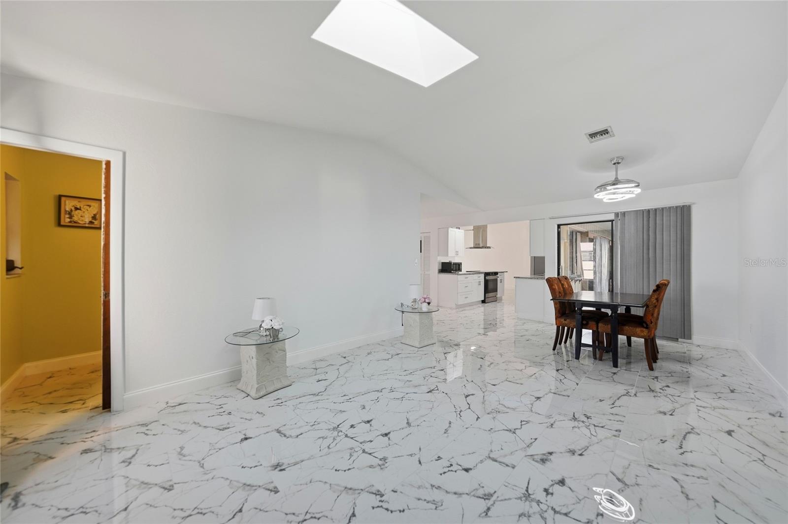 Image 14 of 36 For 19990 Midway Boulevard