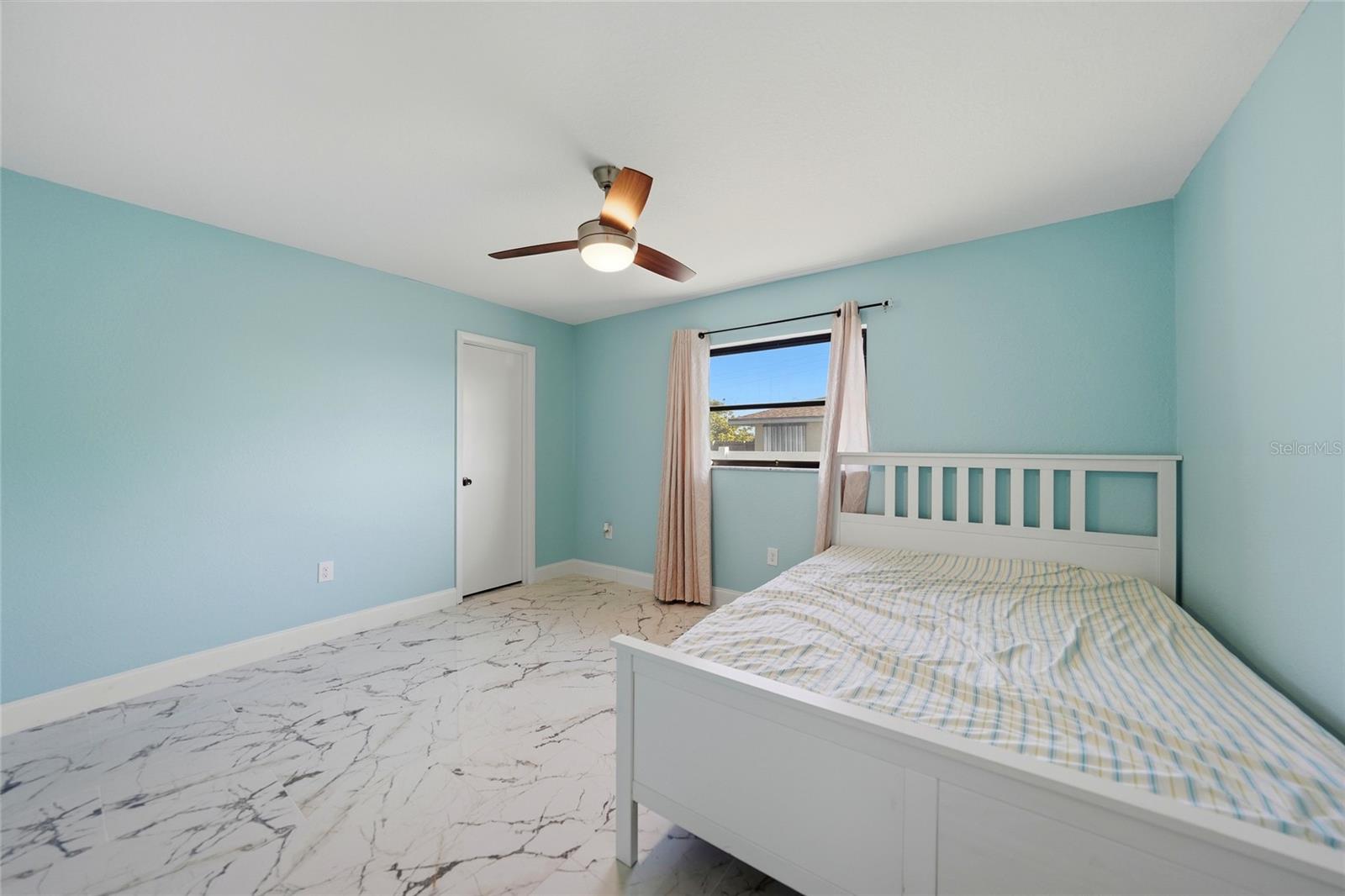 Image 16 of 36 For 19990 Midway Boulevard