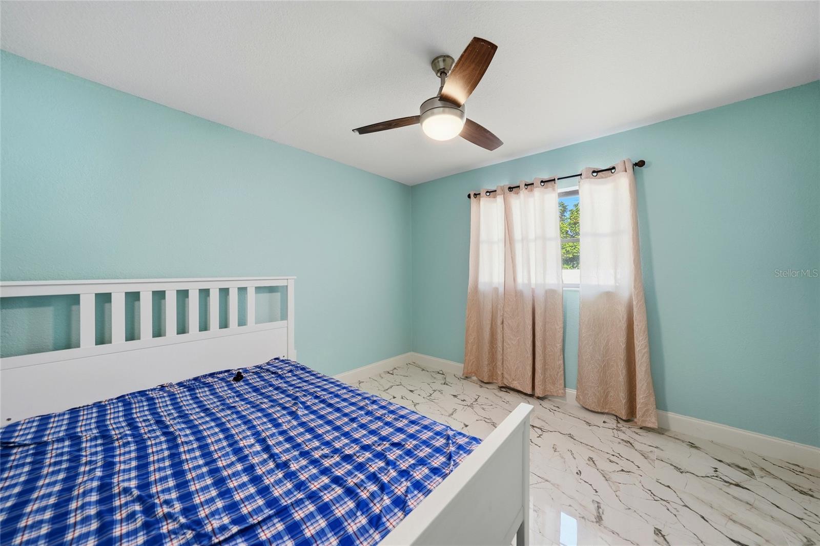 Image 20 of 36 For 19990 Midway Boulevard