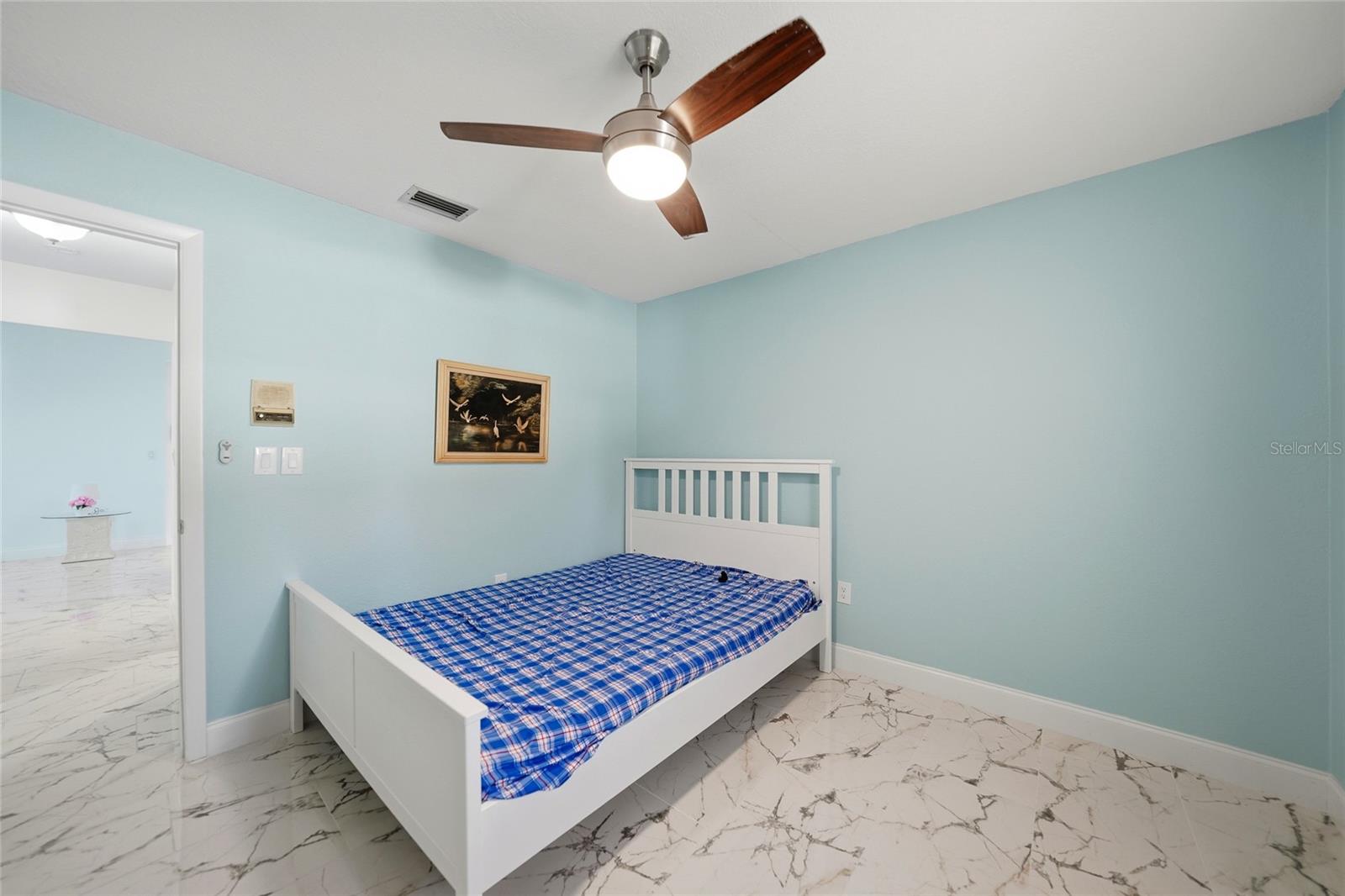 Image 21 of 36 For 19990 Midway Boulevard