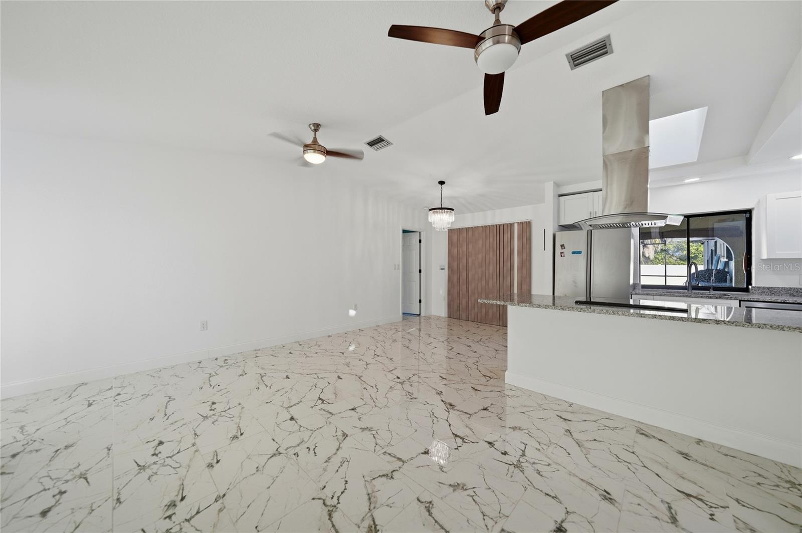 Image 6 of 36 For 19990 Midway Boulevard