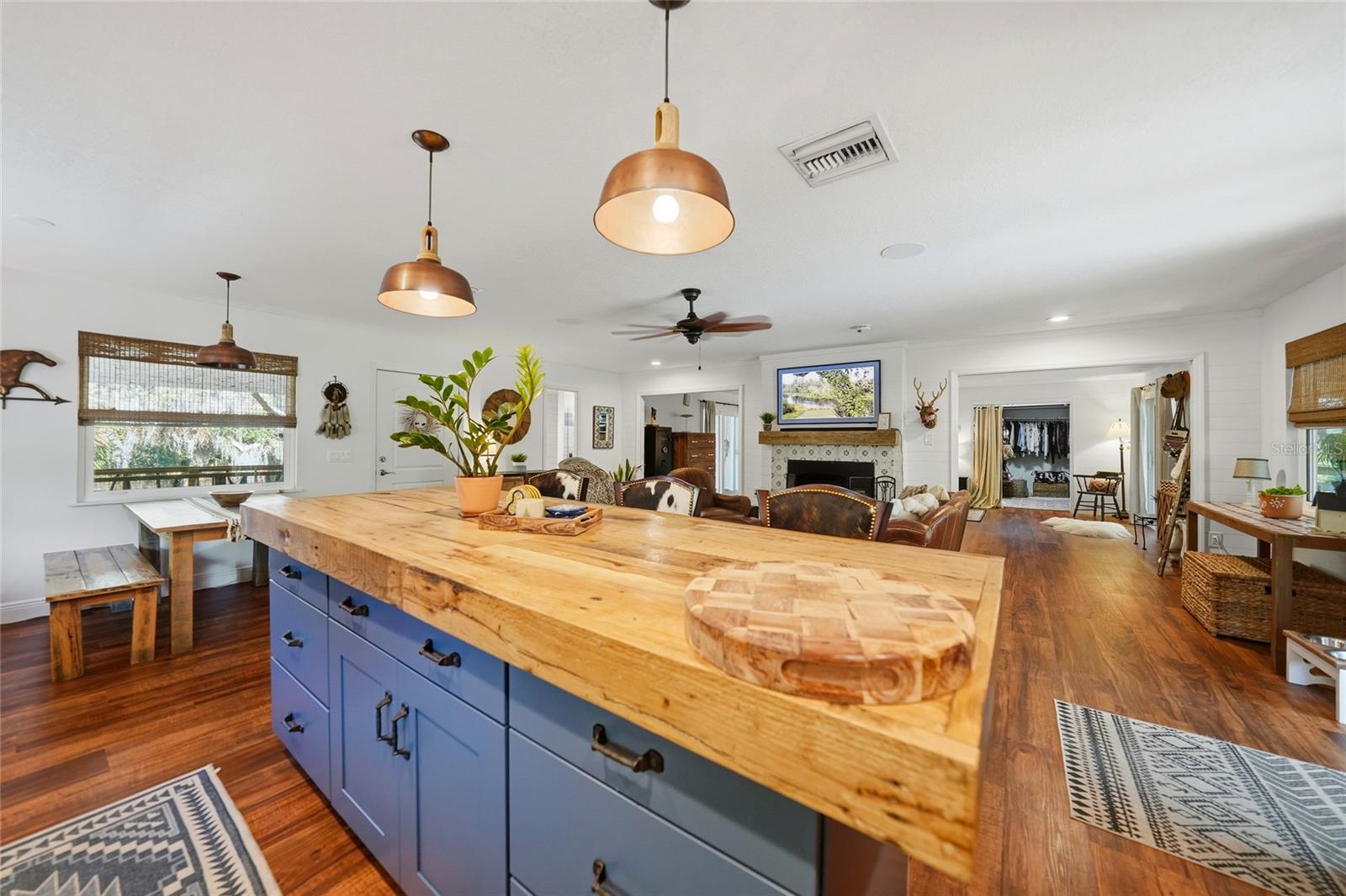 Image 13 of 55 For 4144 Armadillo Trail