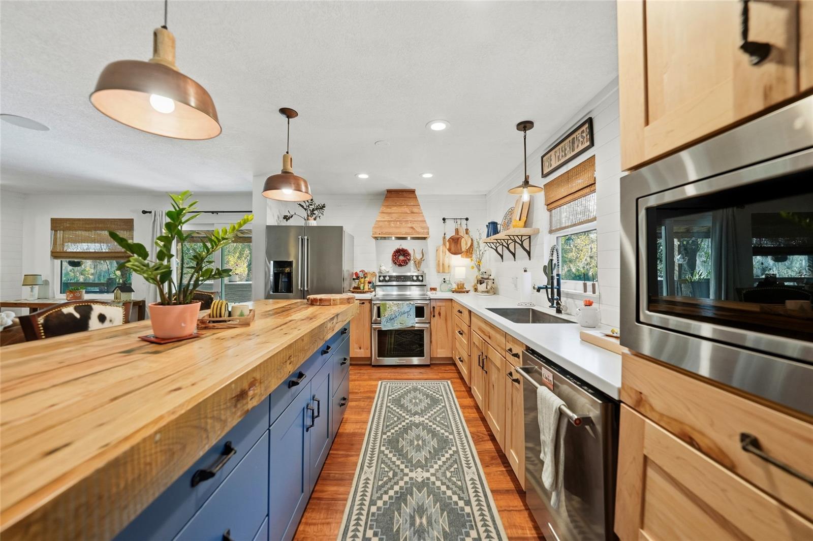 Image 14 of 55 For 4144 Armadillo Trail