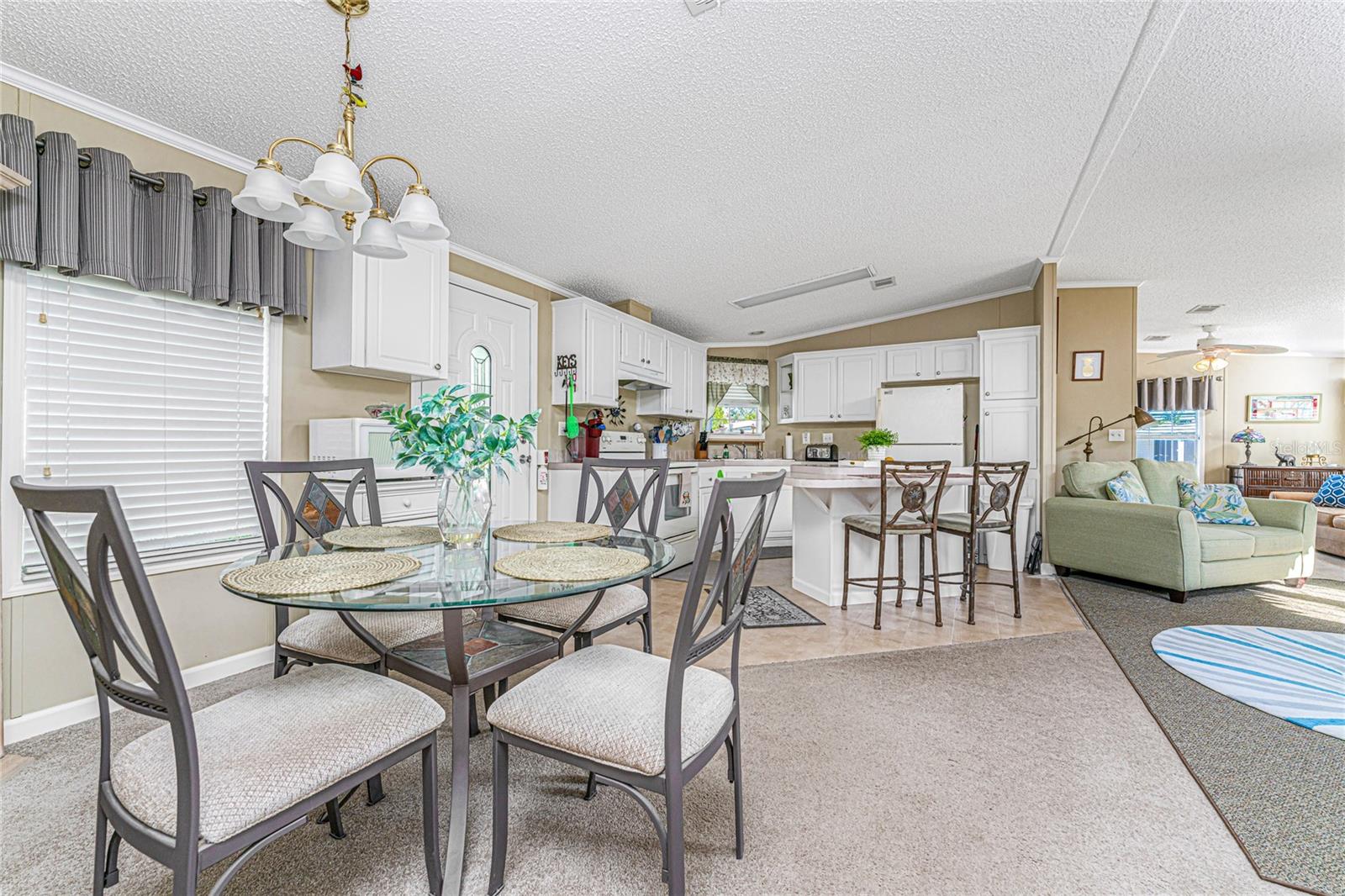 Image 10 of 34 For 24437 Harborview Road 62