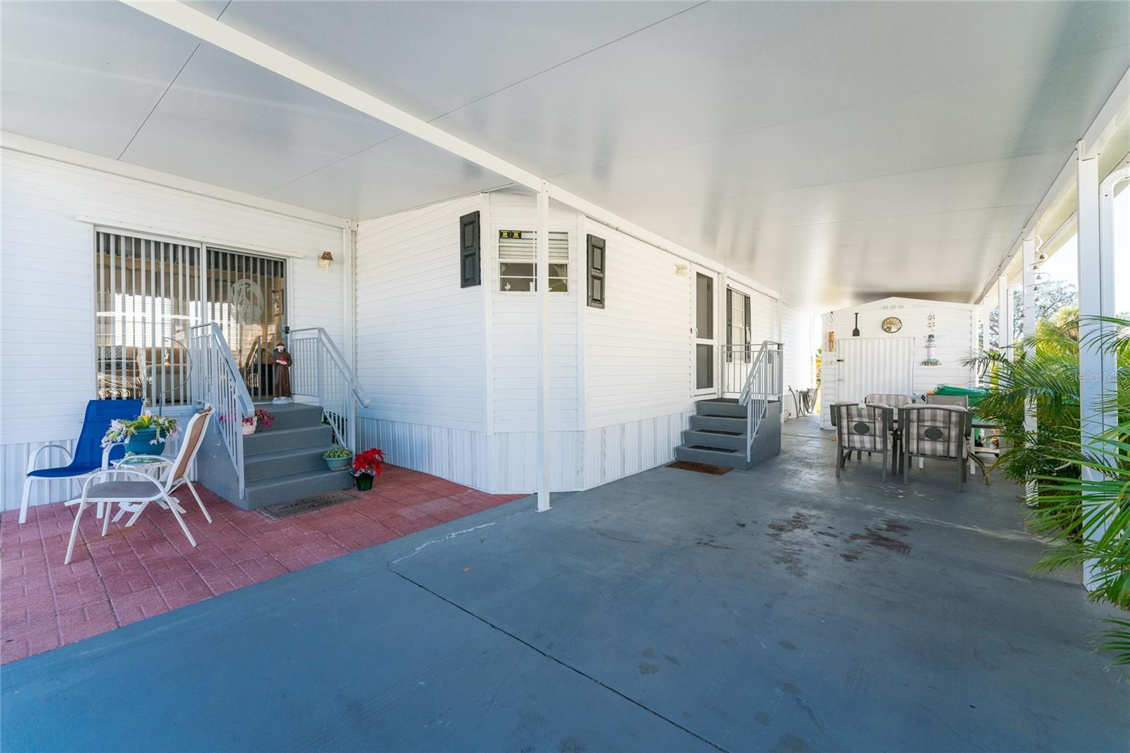 Image 25 of 34 For 24437 Harborview Road 62