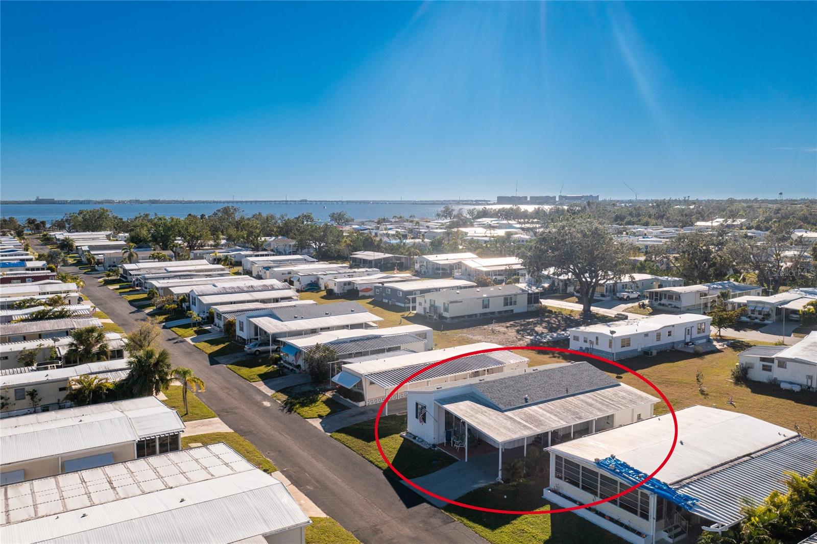 Image 29 of 34 For 24437 Harborview Road 62