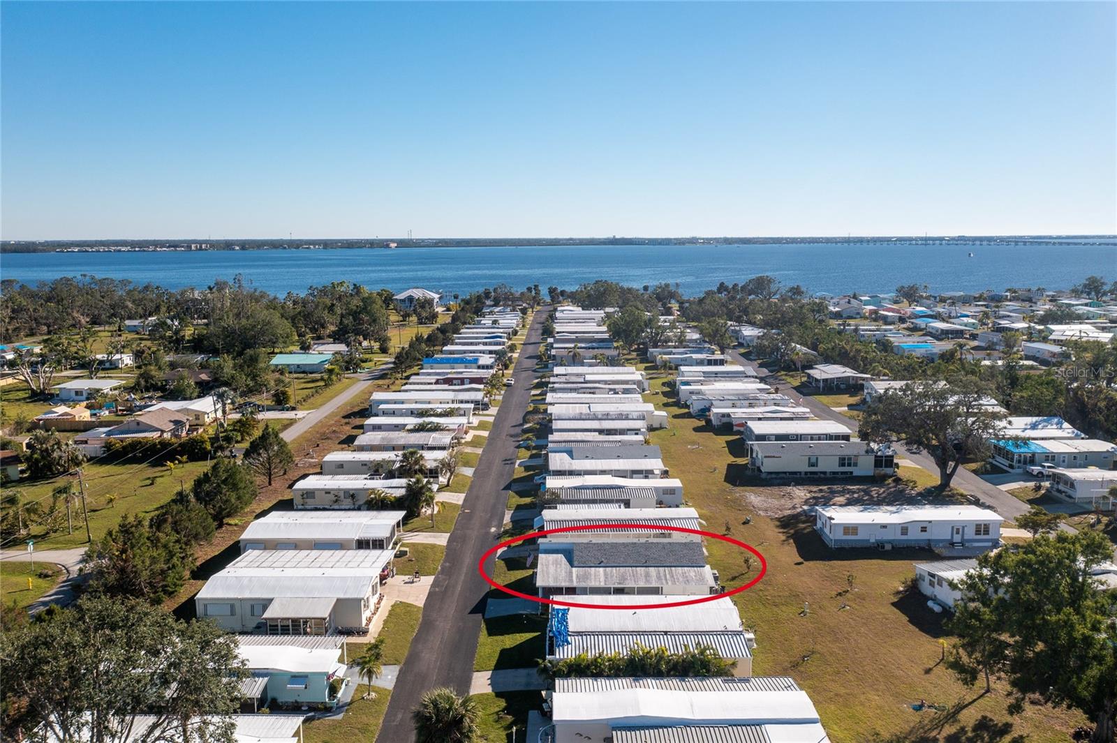 Image 33 of 34 For 24437 Harborview Road 62