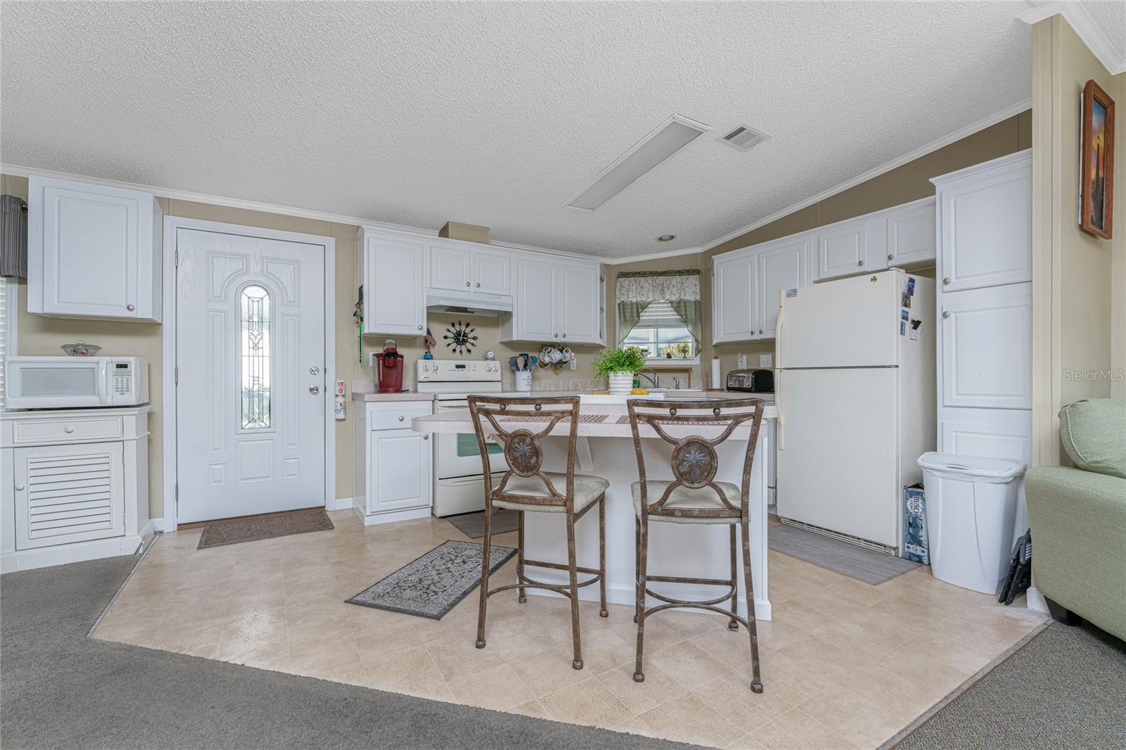 Image 5 of 34 For 24437 Harborview Road 62