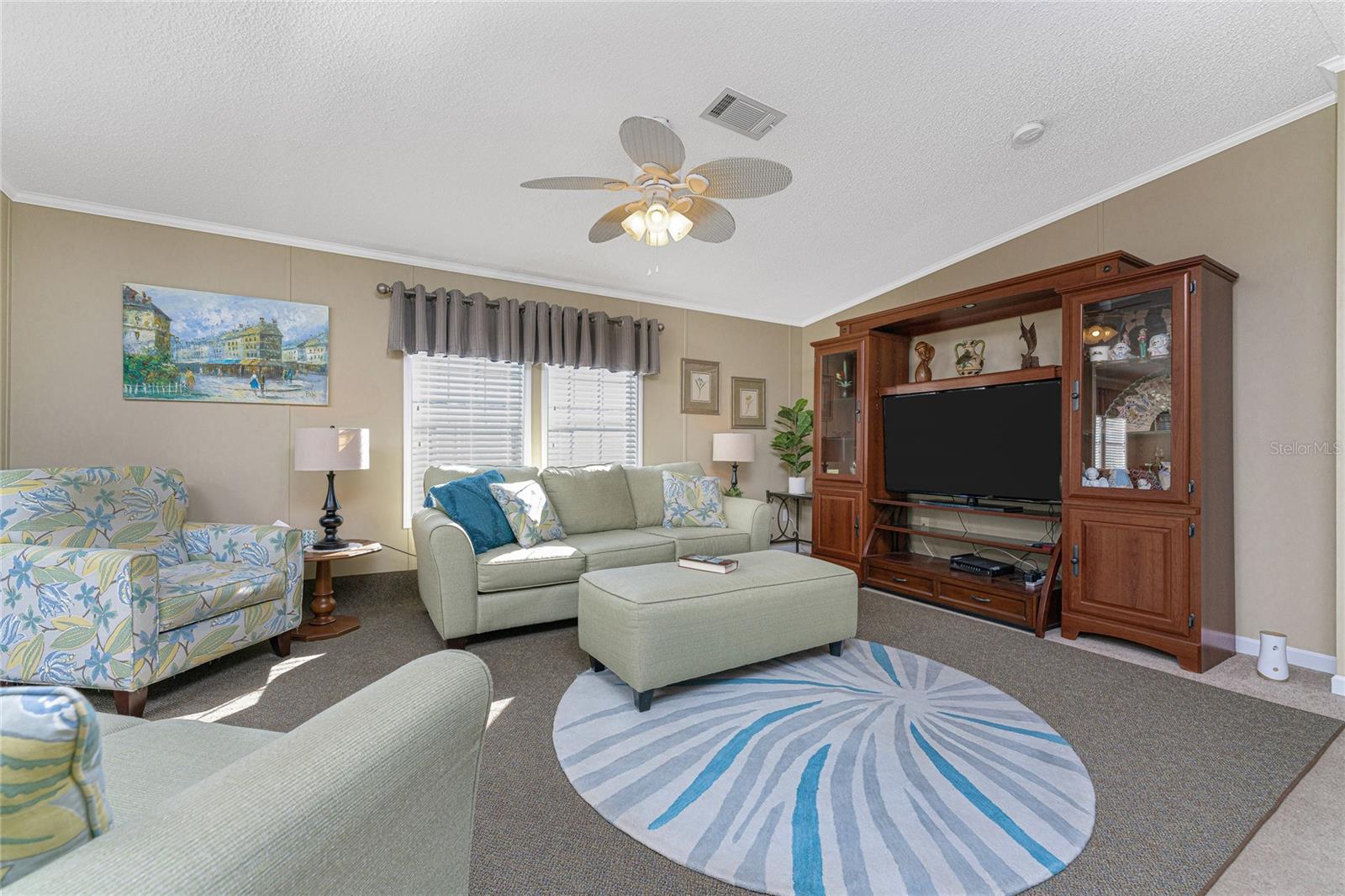 Image 7 of 34 For 24437 Harborview Road 62