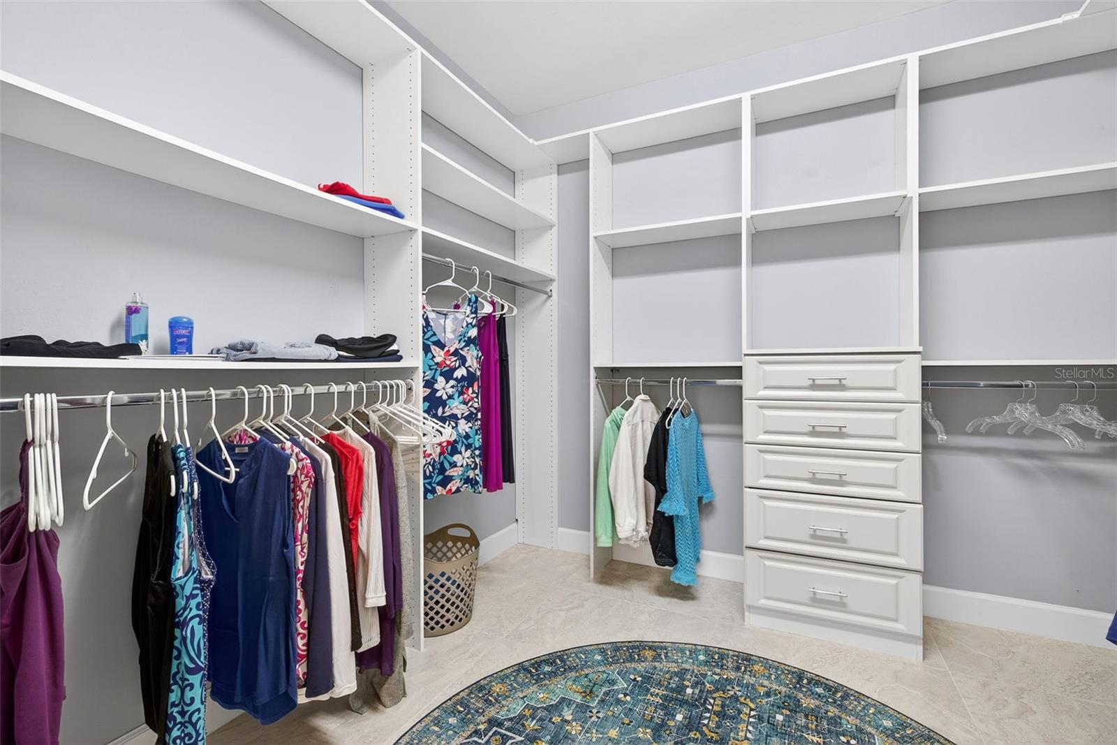 Image 18 of 33 For 1506 Hyssop Loop