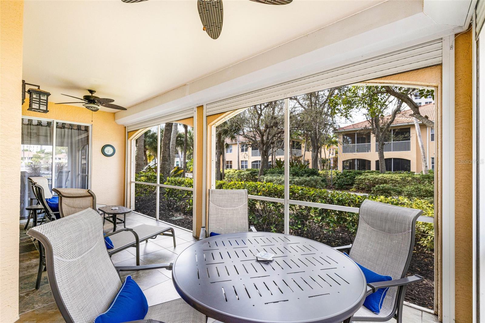 Listing photo id 26 for 3420 Sunset Key Circle B