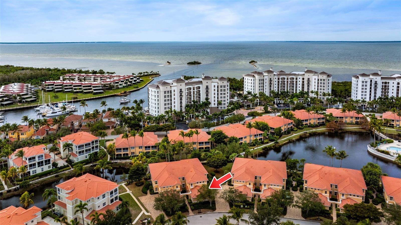 Listing photo id 35 for 3420 Sunset Key Circle B