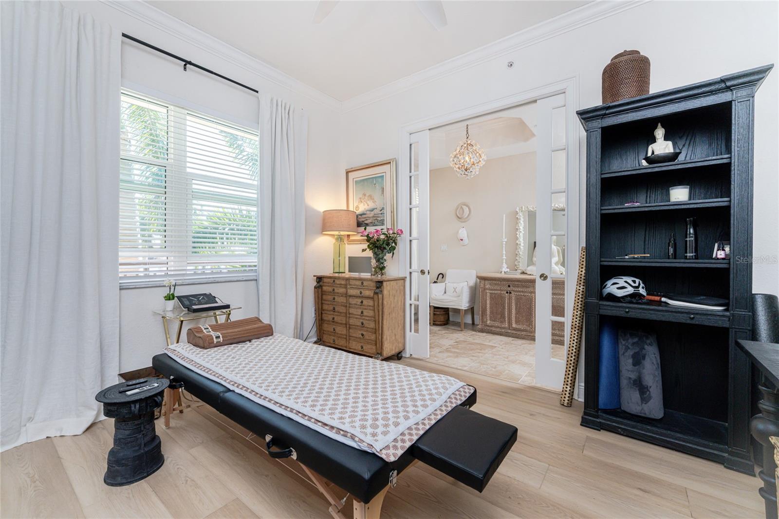 Image 17 of 36 For 95 Marion Court 135